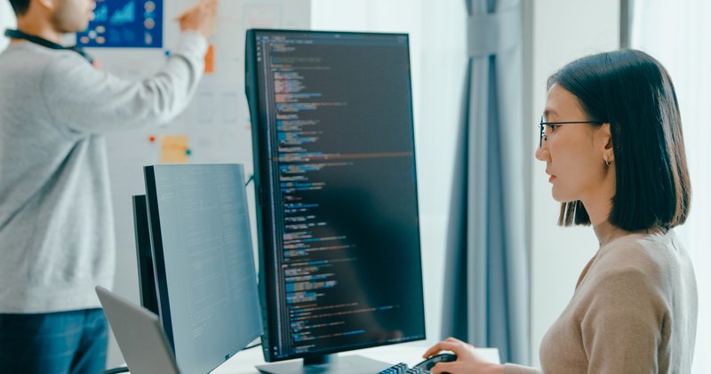 Zwiększ rentowność na Amazonie przez skuteczne zarządzanie cenami;